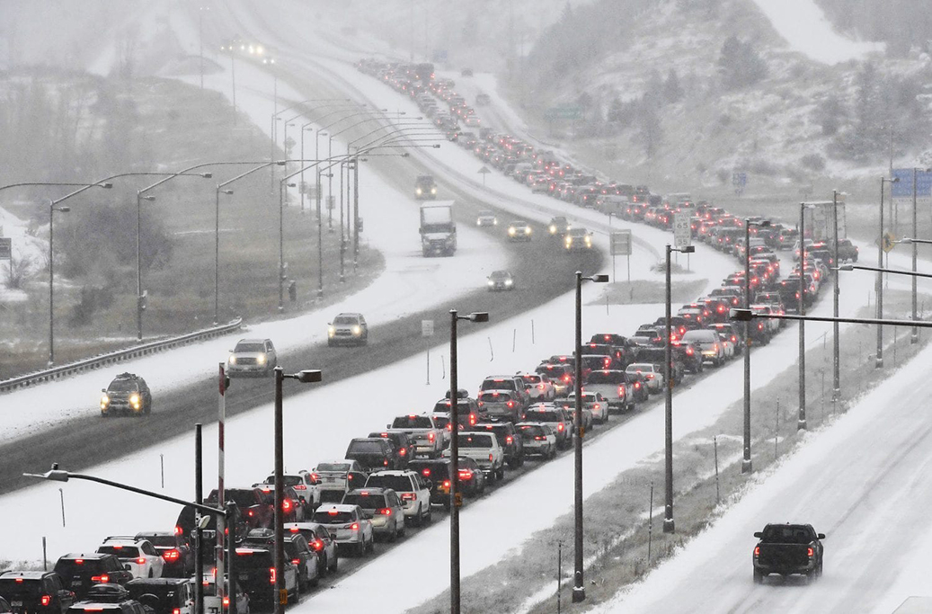 Colorado ski traffic